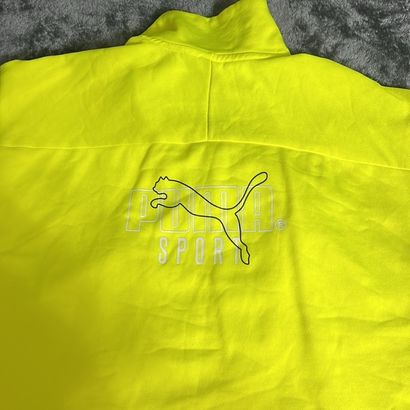 Neon yellow Puma half zip size small - Picture 4 of 4